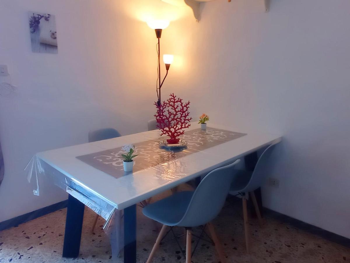 The Quiet House Ponza Exterior foto
